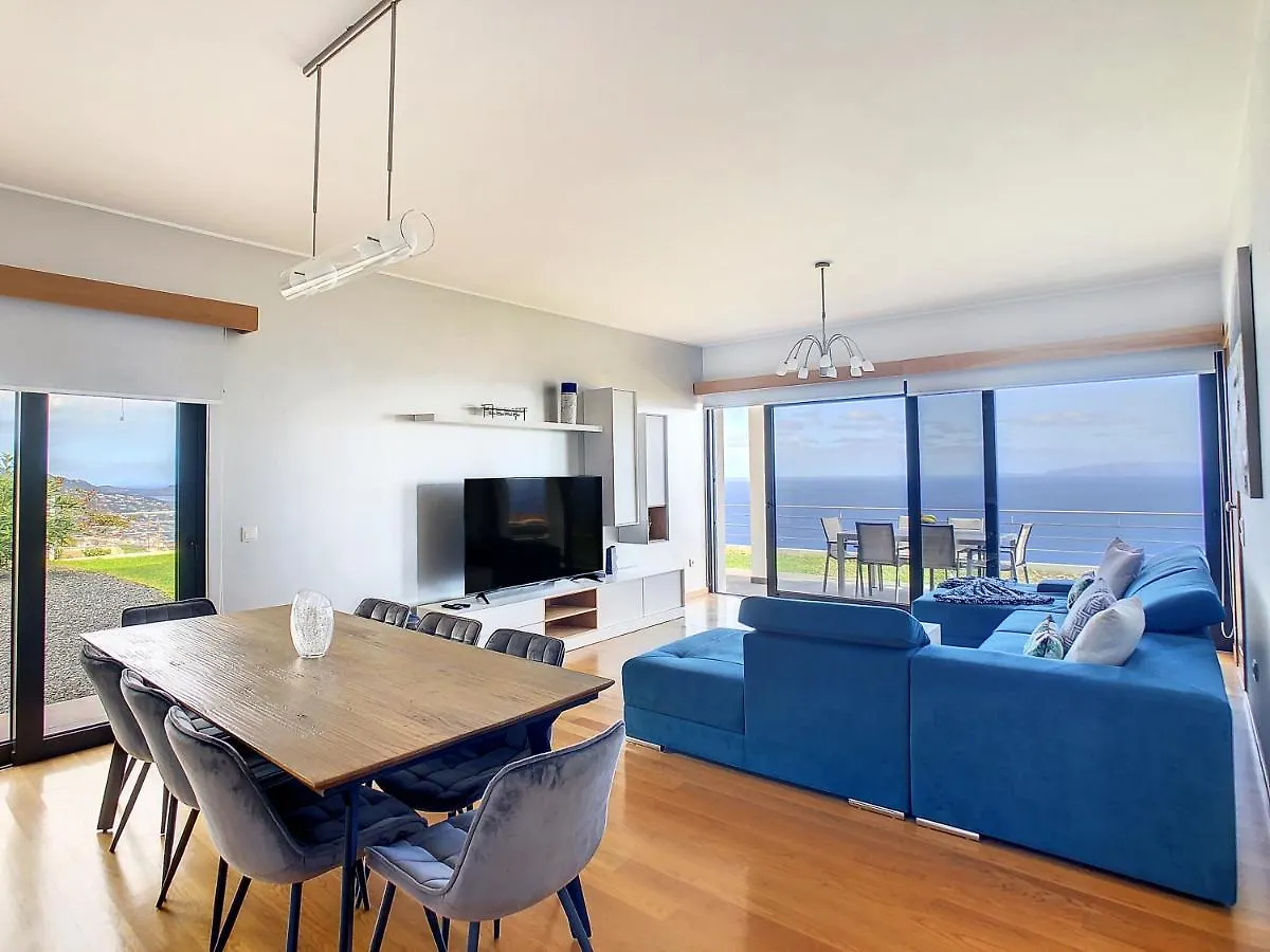 Rising Sun Villa By Lovelystay Eiras Velhas