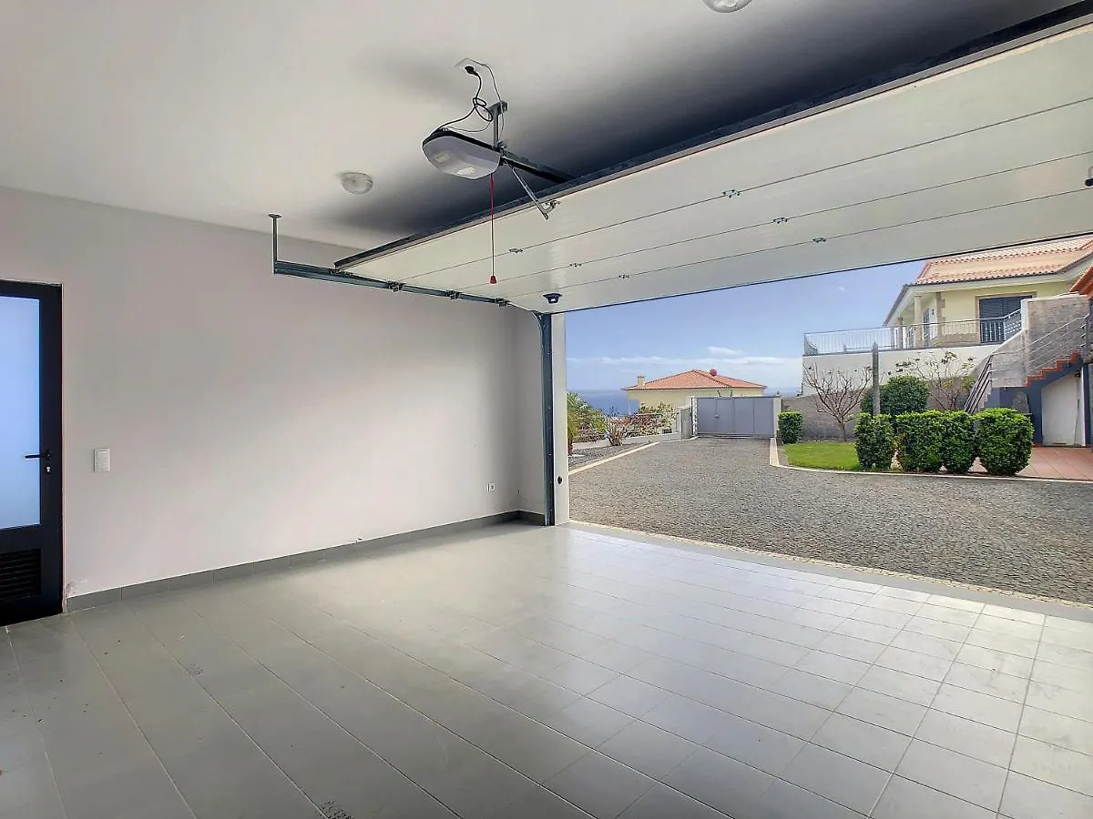 Rising Sun Villa By Lovelystay Eiras Velhas 0*,  Portugal