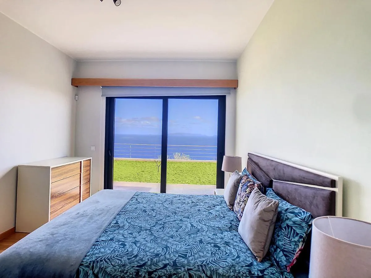 Rising Sun Villa By Lovelystay Eiras Velhas