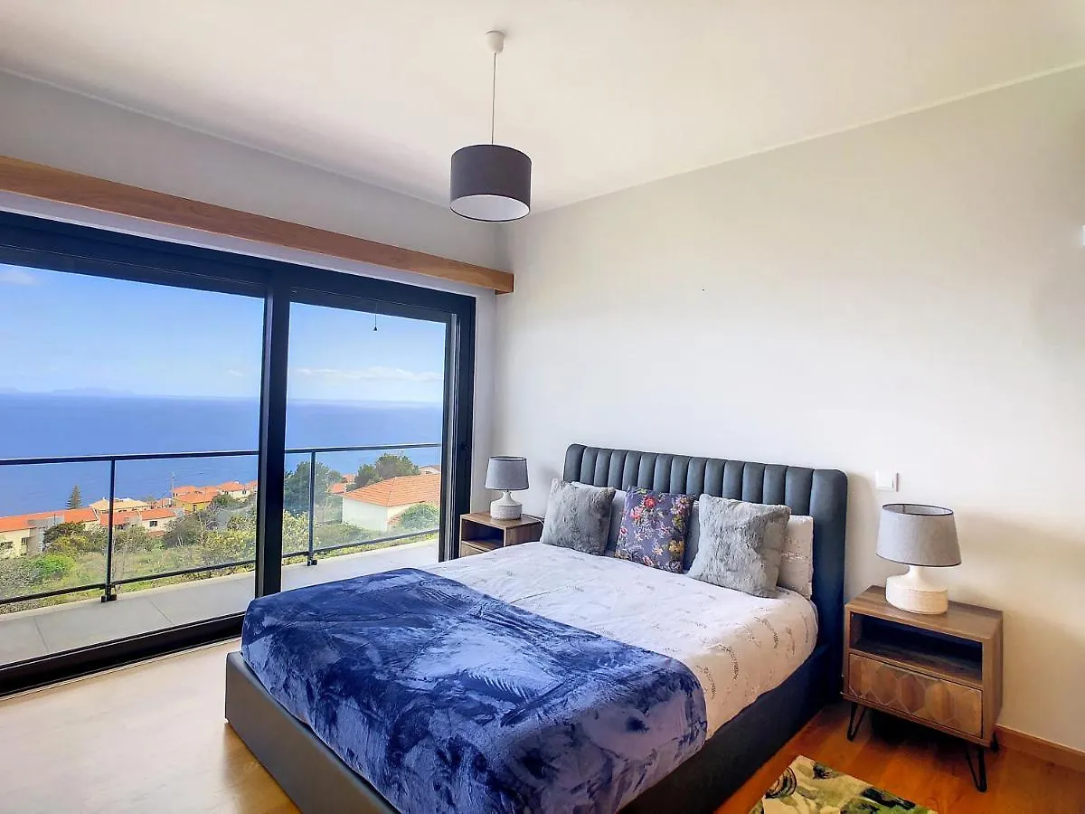 Rising Sun Villa By Lovelystay Eiras Velhas